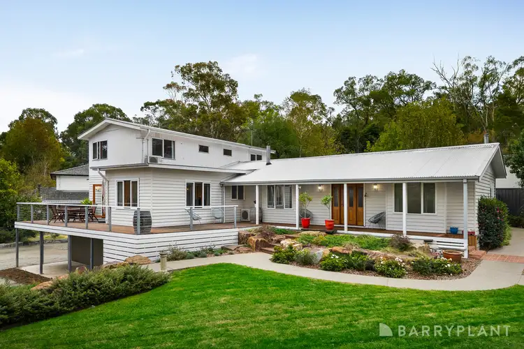 13 Centre Grove, Healesville VIC 3777