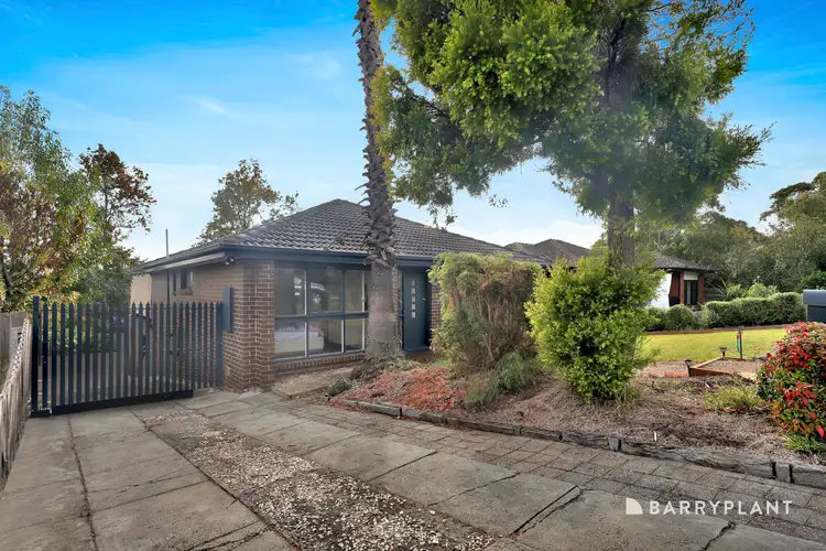 Second view of Homely house listing, 8 Hill View Court, Bundoora VIC 3083
