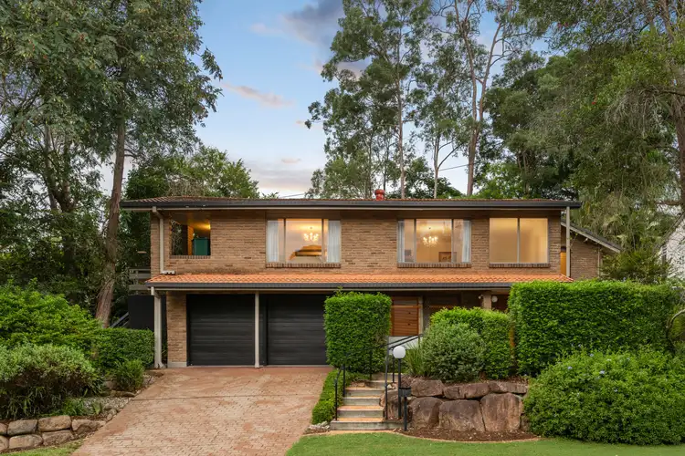 17 Dusk Street, Kenmore QLD 4069