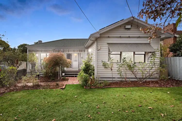 Main view of Homely unit listing, 1/19 Wenwood Street, Ringwood East VIC 3135