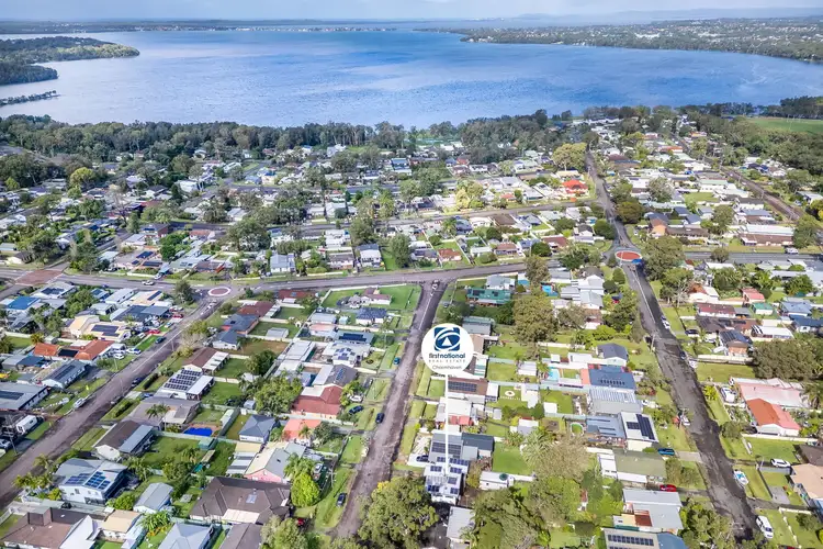 20 Taronga Avenue, San Remo NSW 2262