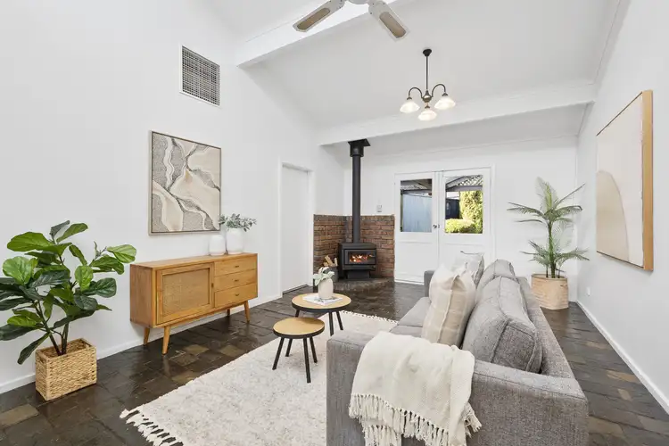 22 Woodlea Drive, Aberfoyle Park SA 5159