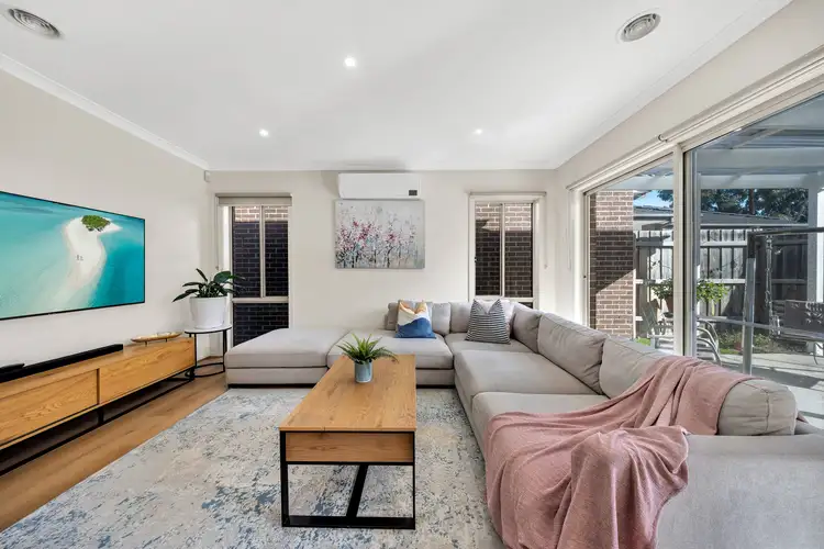 Fifth view of Homely house listing, 1/11 Daintree Boulevard, Tarneit VIC 3029