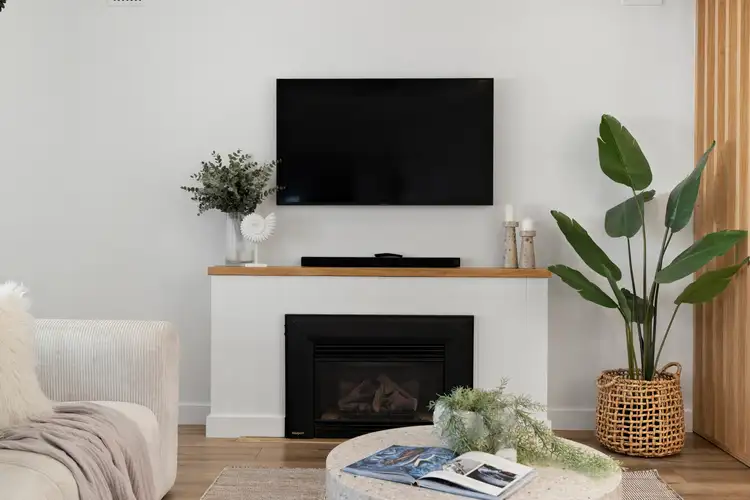 Fifth view of Homely house listing, 8 Cowra Crescent, Park Holme SA 5043