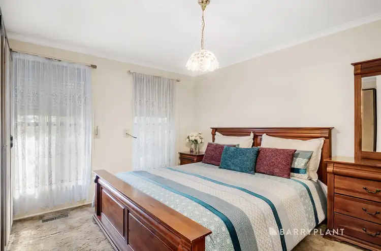 Fifth view of Homely house listing, 1 Walden Place, Lalor VIC 3075