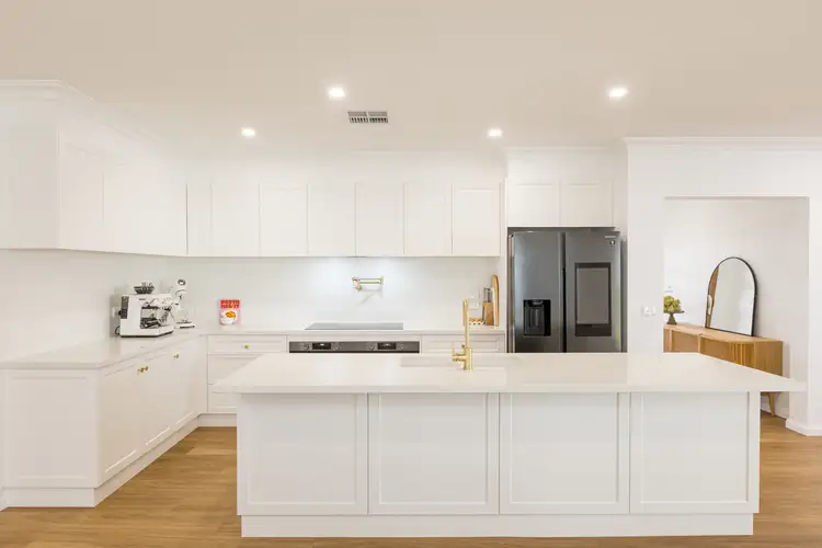 Fifth view of Homely house listing, 3 Crosbie Place, Merbein VIC 3505