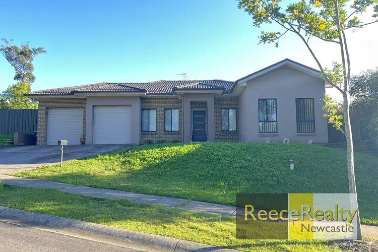 40 Jetty Parade, Fletcher NSW 2287