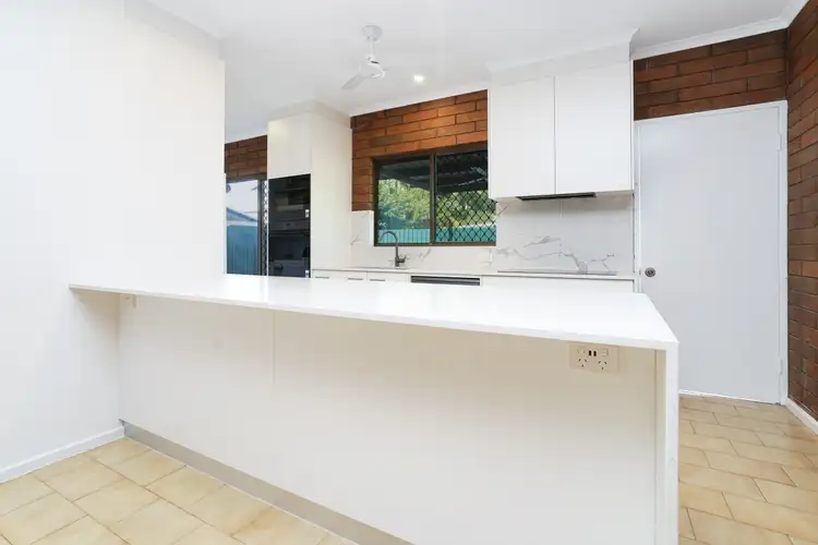 Fourth view of Homely townhouse listing, 3/27 Airlie Circuit, Brinkin NT 810