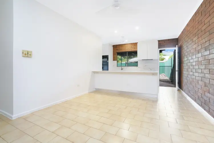 Fifth view of Homely townhouse listing, 3/27 Airlie Circuit, Brinkin NT 810