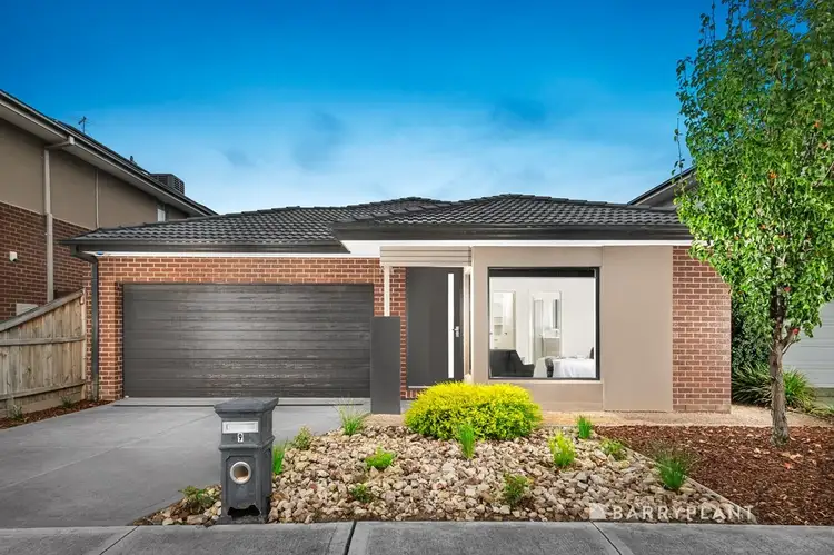 9 Weymouth Circuit, Donnybrook VIC 3064