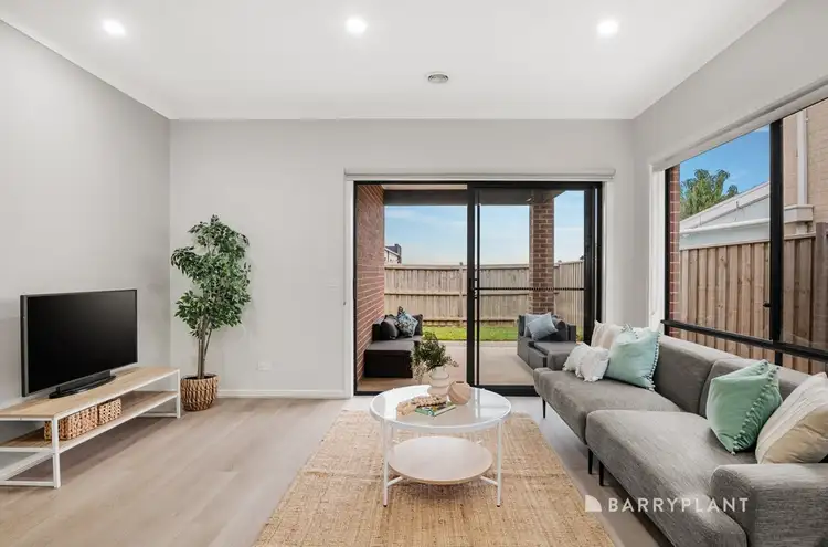 Fifth view of Homely house listing, 9 Weymouth Circuit, Donnybrook VIC 3064