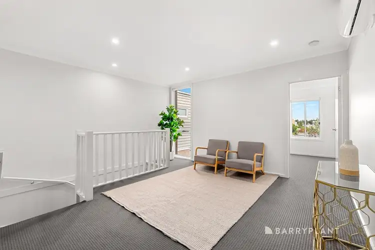 Fifth view of Homely townhouse listing, 7 Courthouse Walk, Doreen VIC 3754