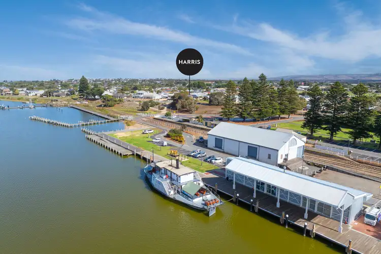 2 Hutchinson Street, Goolwa SA 5214