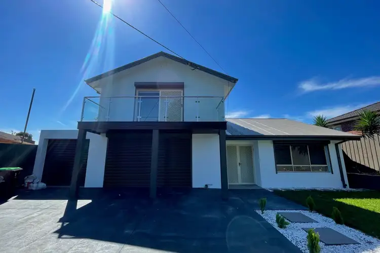 4 Marie Street, Doveton VIC 3177