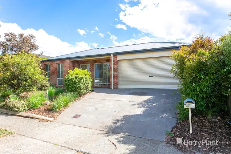 107 McNeilly Road, Drouin VIC 3818