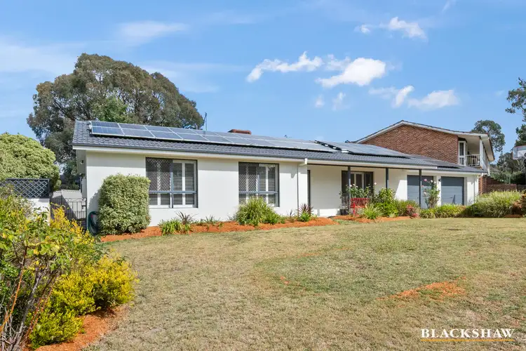 19 Enid Lorimer Circuit, Chisholm ACT 2905