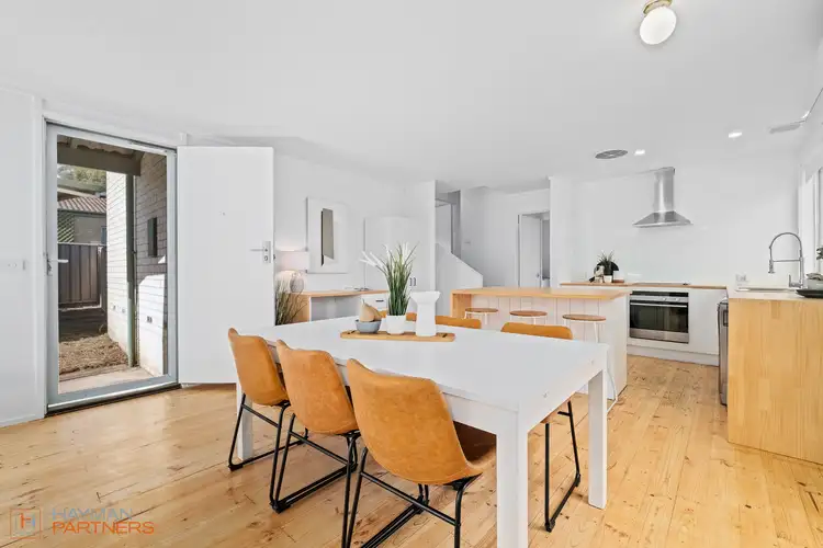 8 Ammon Place, Kambah ACT 2902