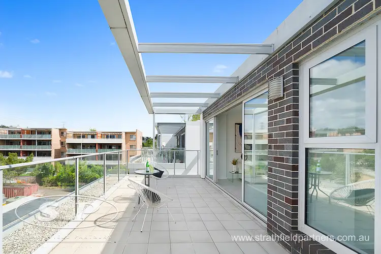 PH5/6-12 Courallie Avenue
