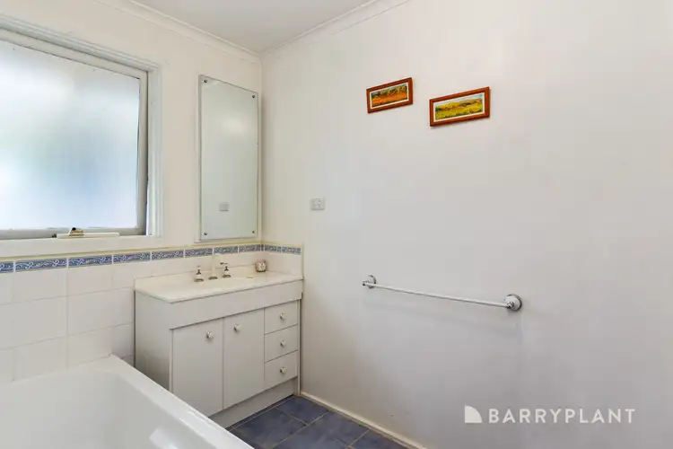 Sixth view of Homely house listing, 3 Kimber Close, Ferntree Gully VIC 3156