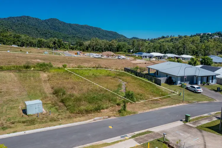 24 Pearl Street, Cannonvale QLD 4802