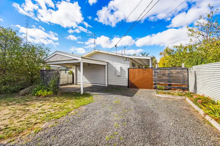 1 Linaker Lane, Golden Point VIC 3350