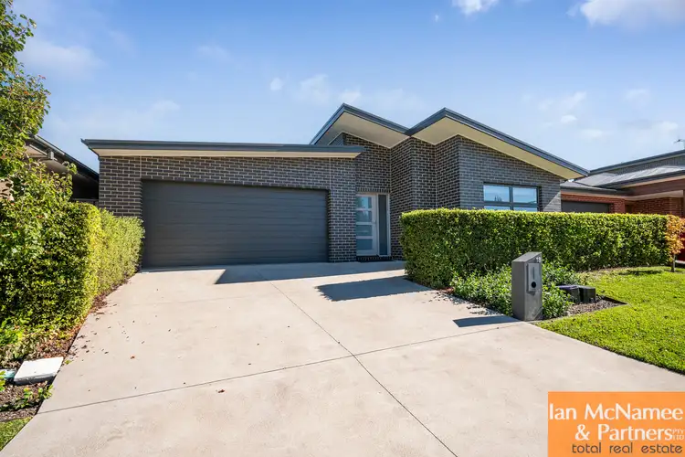 18 Quigley Street, Googong NSW 2620