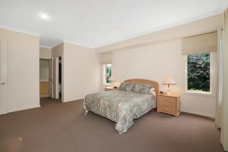 Fifth view of Homely house listing, 10 Brooks Court, Warragul VIC 3820