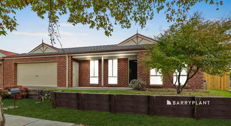 94 Sandalwood Drive, Pakenham VIC 3810