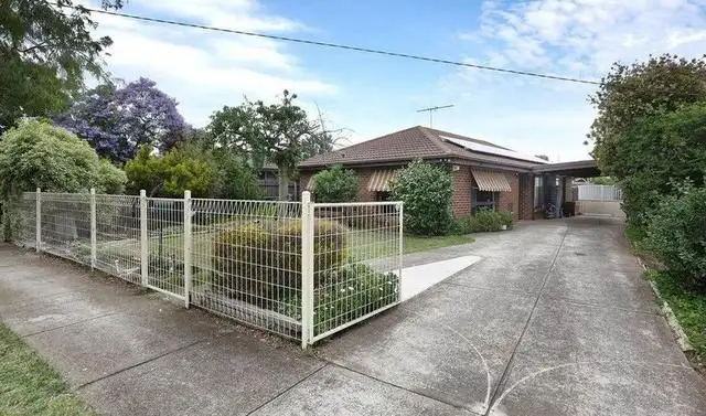 38 Callanan Drive, Melton South VIC 3338