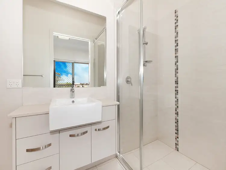 Fifth view of Homely apartment listing, 10/9 Zenith Avenue, Chermside QLD 4032