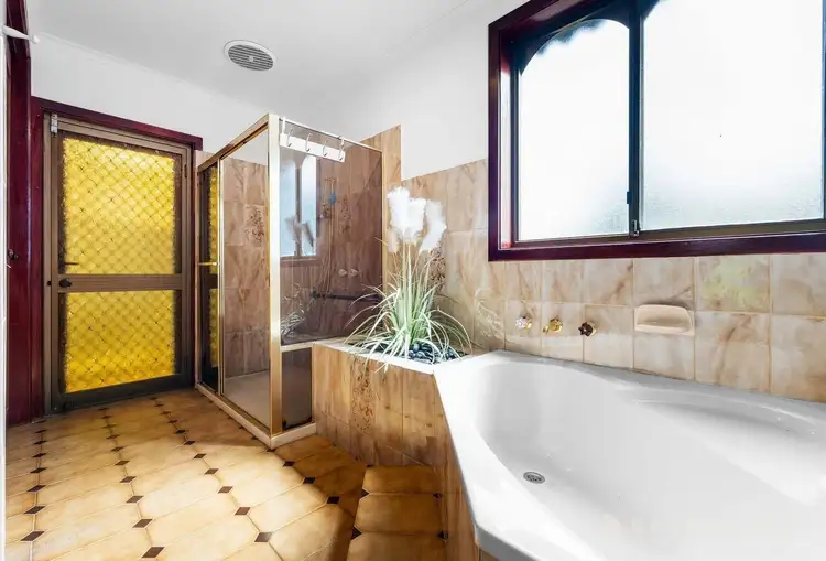 Fifth view of Homely house listing, 4 Biggs Street, St Albans VIC 3021