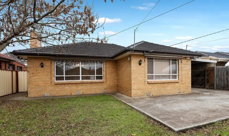 84 McArthur Avenue, St Albans VIC 3021