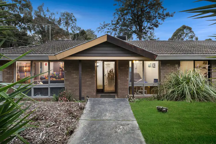 2 Toorac Drive, Briar Hill VIC 3088
