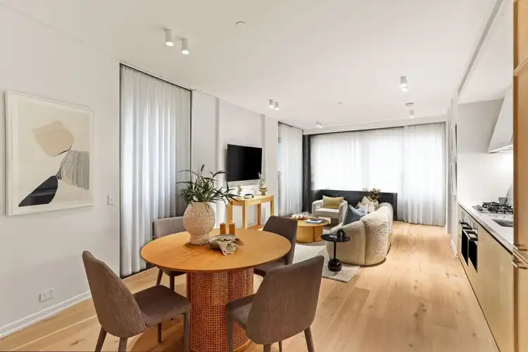 802/300 Oxford Street