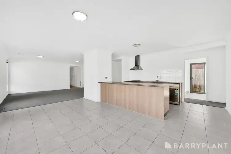 Fifth view of Homely house listing, 6 Persimmon Way, Doreen VIC 3754