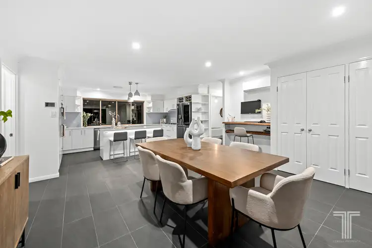 60 Tristania Way, Mount Gravatt East QLD 4122