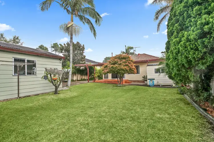 90 Manchester Road, Gymea NSW 2227