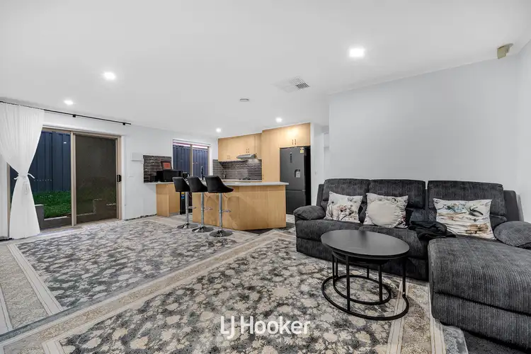 Third view of Homely house listing, 3 Warana Drive, Hampton Park VIC 3976