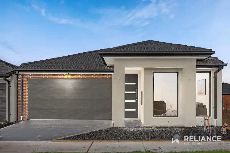 9 Nitre Street, Manor Lakes VIC 3024
