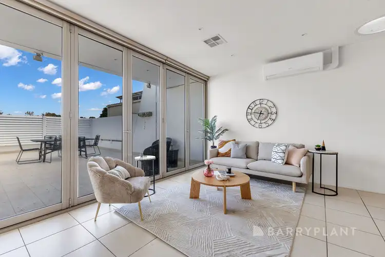 2/4 Windsor Avenue, Mount Waverley VIC 3149