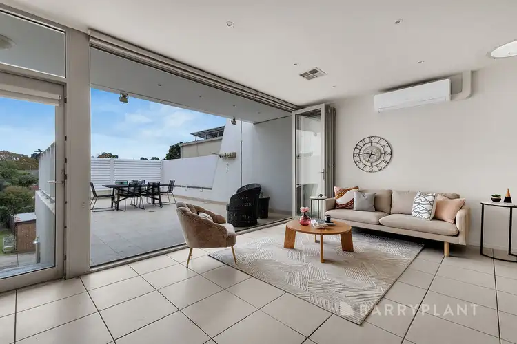 Third view of Homely apartment listing, 2/4 Windsor Avenue, Mount Waverley VIC 3149