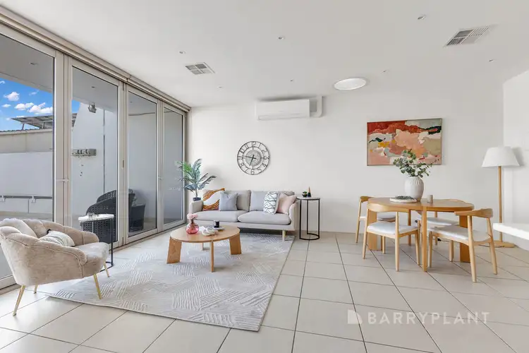 Fifth view of Homely apartment listing, 2/4 Windsor Avenue, Mount Waverley VIC 3149