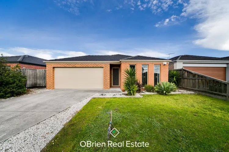 18 Arden Avenue, Pakenham VIC 3810
