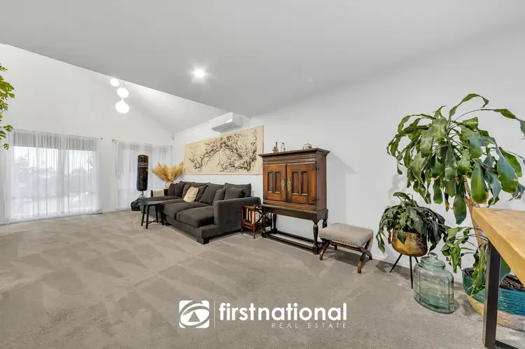 Sixth view of Homely house listing, 5 Isaac Court, Endeavour Hills VIC 3802