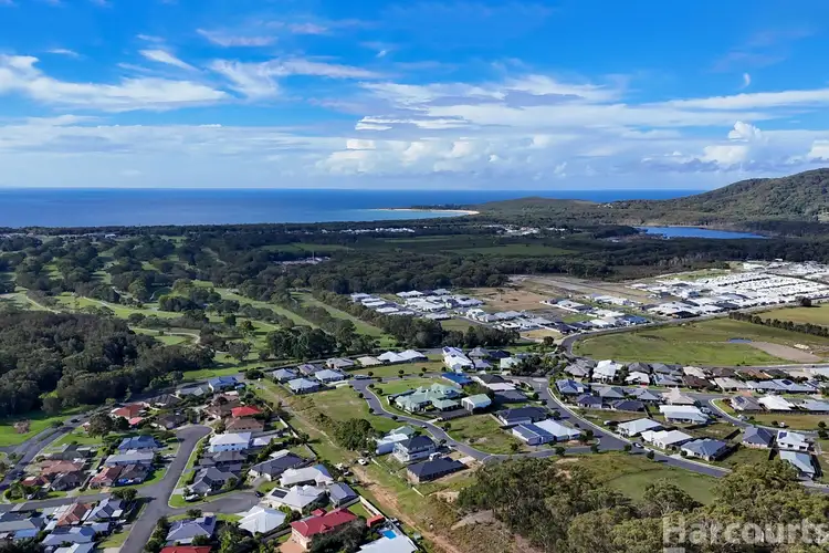 22 Olga Circuit, South West Rocks NSW 2431