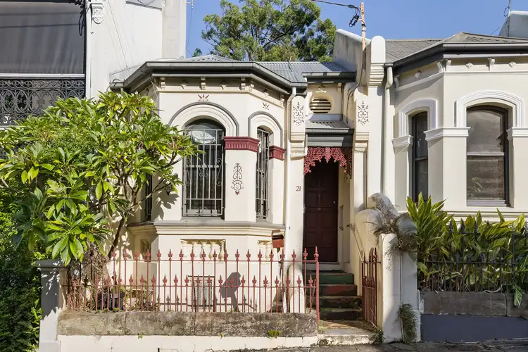 21 Bucknell Street, Newtown NSW 2042