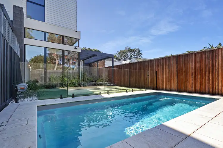 16B Gordon Street, Beaumaris VIC 3193