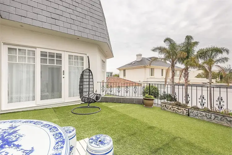 339 St Kilda Street, Brighton VIC 3186
