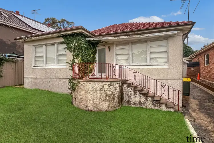 6 Martin Street, Blakehurst NSW 2221
