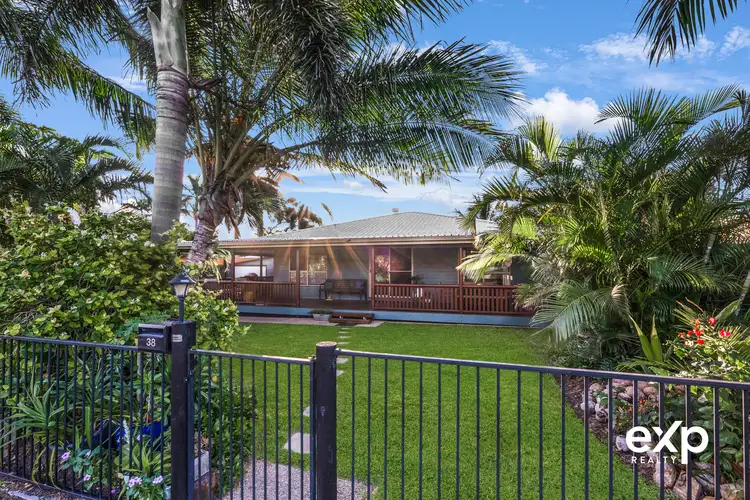 38 South Pacific Avenue, Slade Point QLD 4740